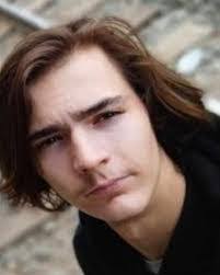 Tara Messerschmidt's Instagram, Twitter & Facebook