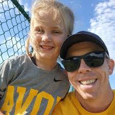 Kristin Sommers's Instagram, Twitter & Facebook