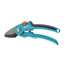 Gardena Classic Aambeeld Snoeischaar Tuingereedschap En Tuinslang