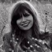 Lisa Kil's Instagram, Twitter & Facebook