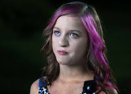 Charlotte Ponce, feeling pretty, poses for 'graduation photos' to mark end  of surgery