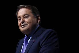 Un député Renaissance fait la promo de Nicolas Sarkozy