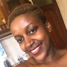 Ratiba ya Chakula ya Kila Siku kwa Familia