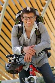 News About An Imminent Mini Ice Age Is Trending But It S Not True Heraldnet Com Graduation Ceremony Community College College Graduation