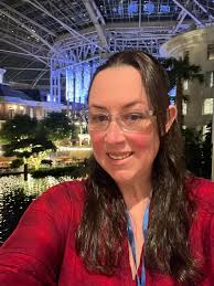 Family of 5- Hilton Embassy suites or Gaylord resort?