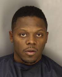 Police: Suspect drags officer hundreds of feet