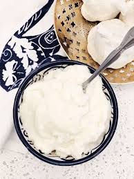 Toum Lebanese Garlic Sauce The Elegant Economist Recipe Food Still Tasty Lebanese Garlic Sauce