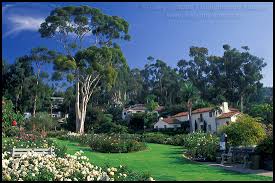 För resenärer på besök i santa barbara är rose garden inn ett perfekt val för vila och återhämtning. Picture Mission Park Rose Garden Santa Barbara California Stock Photo Image Photography Photograph Art Print Mural
