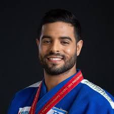 משתתפים בצערכם, שושנה וייל והמשפחה 06.06.21 נעמי בן יעקב על בנו זל של דר רוני אייגס משפחת איגס היקרה אין לי מילים לנחמה.שלחתם. ×©×'×™× ×ž×•×§×™ Forbes 30 Under 30