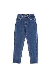 Make sure you pour the drink halfway from the cup. Mom Fit Jeans Fur Damen Pull Bear