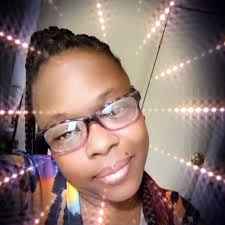 Instagram 用户 Ebony Benson