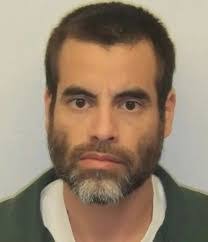 Arturo Paiz's Instagram, Twitter & Facebook