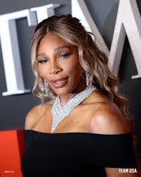 Heather Bingaman's Instagram, Twitter & Facebook