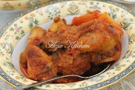 Meski pada dasarnya soto ayam merupakan makanan yang berkuah kuning. Ayam Masak Merah Yang Paling Best Azie Kitchen