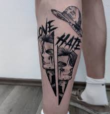 A subreddit to post pictures of women (real ones or drawn / animated) with tattoos just below the navel. Facebook