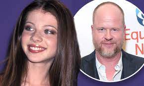 Sa biographie, son actualité, ses photos et vidéos. Michelle Trachtenberg Shockingly Claims Joss Whedon Was Not Allowed In Room Alone With Her On Buffy Daily Mail Online