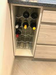 The push to open kitchen appliances that furnish our handleless kitchen units are guaranteed to provide you with the form and function that you want. Ex Display Wood Grain Grey Gloss Kitchen The Used Kitchen Company