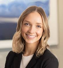 Debra Weissman's Instagram, Twitter & Facebook