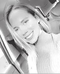 Rachel Brinks's Instagram, Twitter & Facebook