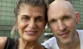 How iconic 9/11 photo brought two strangers together