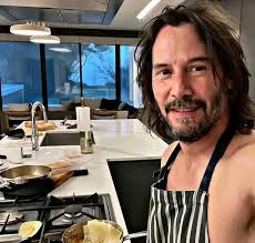 It's a beautiful new week everyone 🌻🌻 who wants to join me in the kitchen  ❣️🌹🌹