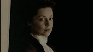 A Room With No View. One of my favourite episodes and another step deeper  into the Lucy Butler story arc. Brilliantly paced, acted and edited. Great  touch using the instrumental version of