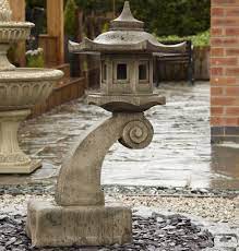 Borderstone Cantilever Pagoda Oriental Garden Ornament Gardensite Co Uk Garden Lanterns Oriental Garden Japanese Garden Lanterns