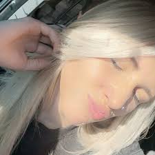 Kristi McCray (@beerdrinkin2004)