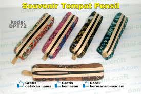 Dompet Tempat Pensil Dusgrip Souvenir Souvenir Pernikahan Tempat Pensil Dompet Pernikahan Unik