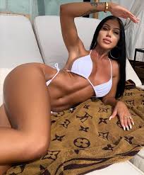 بنات انجليزيات بالبكيني ساخنة عارية (10 صور) - الفن والجمال