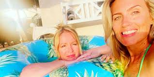 After My Dad Died, a Shocking DNA Test Led Me to the Sister I'd Always  Wanted