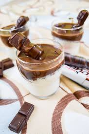 Panna Cotta Au Kinder Bueno La Recette Http Amandise Fr Pannacotta Kinderbueno Recette Panna Cotta Recette Chocolat