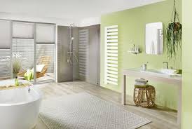 Badezimmer Grune Wandfarbe Heizkorper Heizung Weiss Wanne Badewanne Freistehend Interieur Studio3001 Modern Zimmergestaltung Wandfarbe Grun Badezimmer