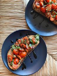 Toasted bread rubbed down with garlic, topped with chopped tomatoes and basil,. Pioneer Woman Bruschetta On Homemade Bread Here Is The Bruschetta Recipe Https Www Foodnetwork Com Recipes Ree Drummond Bruschetta Recipe 2120111 Veganrecipes