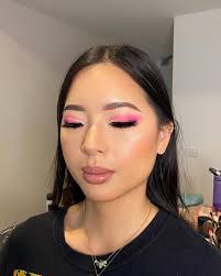 Brook for Karnival 💕 #jenlyyyartistry TIP: When doing a cut crease