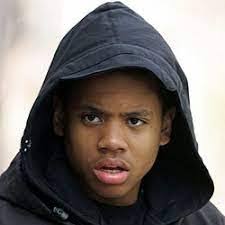 Kerry Kippes's Instagram, Twitter & Facebook