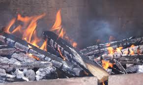 In a nutshell, this is how you start in order to properly start a fire in a fire pit, you will need to gather dry tinder and kindling, seasoned firewood, something to start your fire with, such. Grilling Methods Barbecuebible Com