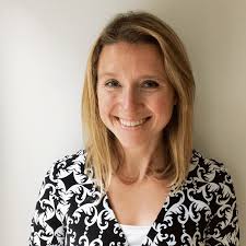 Sarah Newhall's Instagram, Twitter & Facebook