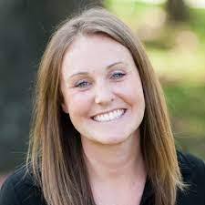 Mackenzie Dawes's Instagram, Twitter & Facebook