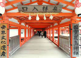 Kunci jawaban words of wonders jepang. Wow Santuario De Itsukushima 3