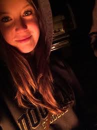 Melanie Hartwell's Instagram, Twitter & Facebook