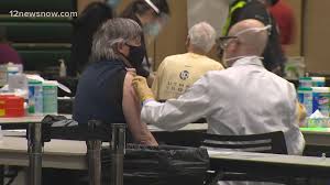 Walmart was already administering vaccines to healthcare workers in two states, new mexico and although walmarts in alabama are not yet offering covid vaccinations, reuters reported on jan. Texas Walmart Sam S Club Pharmacies To Offer Vaccinations 12newsnow Com
