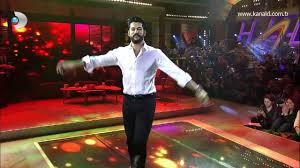 Burak Ozcivit Beyaz Show Da Zeybek Oynadi Youtube 2020 Youtube