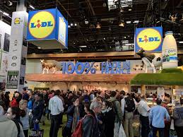 Salon international de l´agriculture será realizado em paris porte de versailles (viparis) paris de 27 fevereiro a 7 março 2021 apresentando as novidades de empresas de frança e internacionais relacionadas aos setores de alimentício, peixe, gado, pesca, máquinas agrícolas, cavalos, pecuária. Au Salon De L Agriculture 2019 L Operation Communication Pedagogie Et Transparence Des Exposants