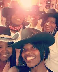 Yolanda Fraser (@fraser.yolanda) • Instagram photos and videos