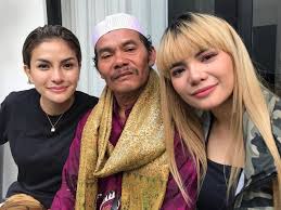 Dinar Candy Umur Berapa Dinar Candy Umur Berapa Ingin Nikah Di Usia 30 Dj Dinar Candy Berniat Tutup Aurat Saya Tanya Ke Pet Shop Umur 3 Bulan Sudah Boleh Dimandikan Di
