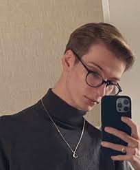 Daren/James (@daren_fps)