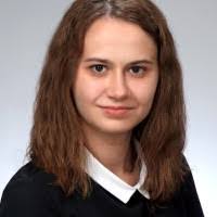 Anna Florek's Instagram, Twitter & Facebook