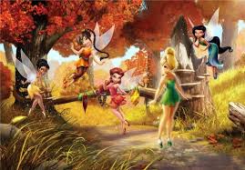 Das siebenteilige set zeigt tinkerbell und ihre freunde und ist perfekt für kleine feen, die ihr eigenes pixie hollow erschaffen möchten. Fototapete Feen Tinkerbell Kindertapete 360 Cm X 254 Cm