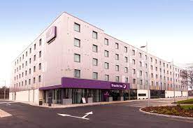 Premier inn london heathrow airport terminal 4 hotel see 4,889 traveler reviews, 809 candid photos, and great deals for premier inn london heathrow airport. Premier Inn Heathrow Airport Terminal 5 Hotel Bewertungen Fotos Preisvergleich West Drayton Greater London Tripadvisor